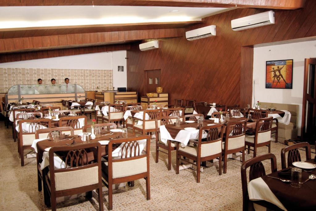 The Ambience Hotel Pune Dış mekan fotoğraf